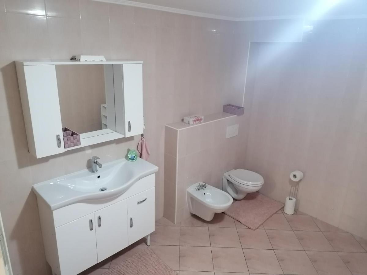 Apartma Sandi Sentilj Bagian luar foto
