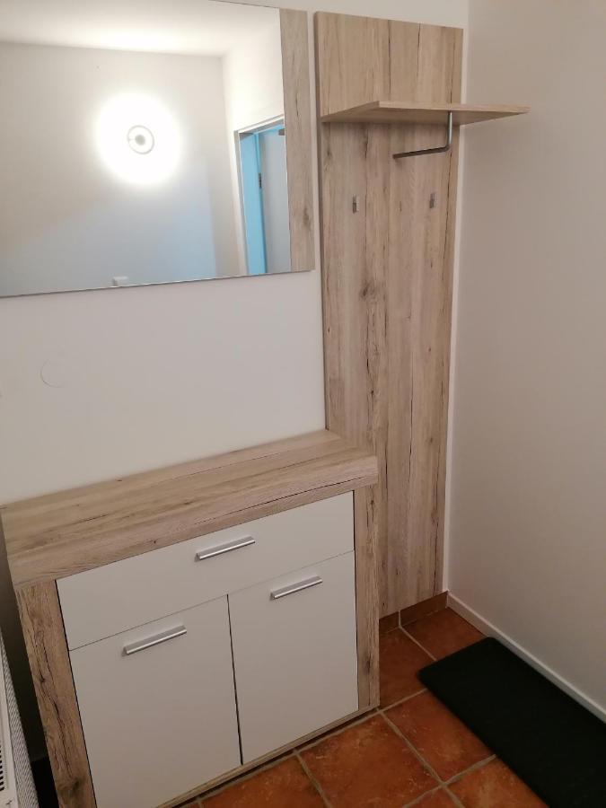 Apartma Sandi Sentilj Bagian luar foto