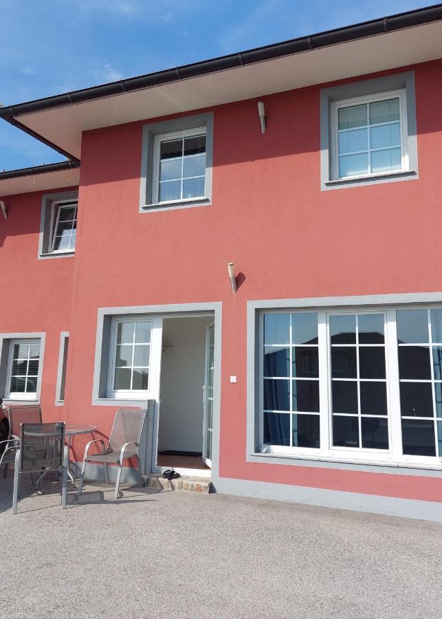 Apartma Sandi Sentilj Bagian luar foto